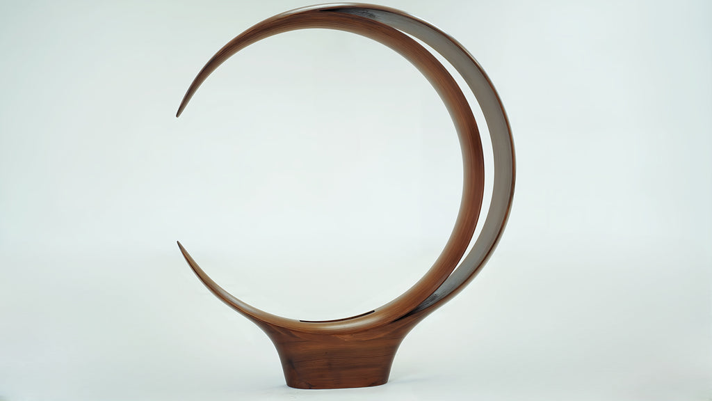 ｜漆黒の月｜　MOON〈Ulusi〉